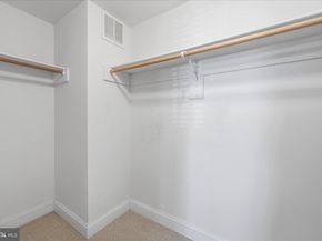 1115 Cameron Street 213, Alexandria VA 22314
