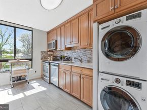 1800 Old Meadow Road 713, Mclean VA 22102