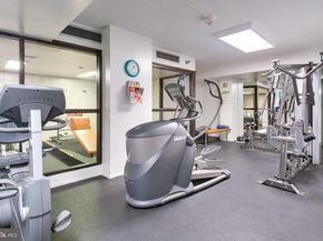 1800 Old Meadow Road 713, Mclean VA 22102