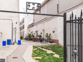 525 Fitzwater Street 3, Philadelphia PA 19147