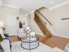 6 E Reed Avenue, Alexandria VA 22305