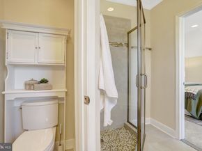 6 E Reed Avenue, Alexandria VA 22305