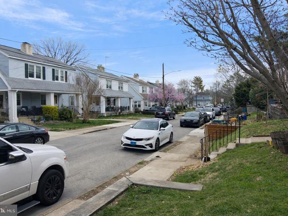 227 N Linden Avenue, Upper Darby PA 19082