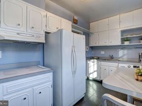2528 Queen Annes Lane NW, Washington DC 20037
