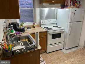 904 S 8TH Street, Philadelphia PA 19147