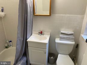 904 S 8TH Street, Philadelphia PA 19147