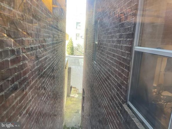 904 S 8TH Street, Philadelphia PA 19147