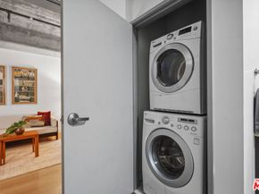 645 W 9th Street 617, Los Angeles CA 90015