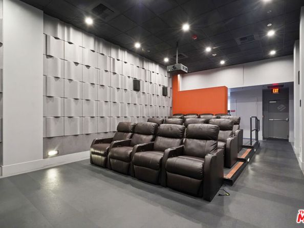 645 W 9th Street 617, Los Angeles CA 90015