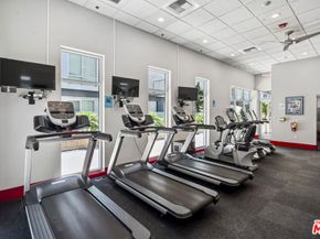 645 W 9th Street 617, Los Angeles CA 90015