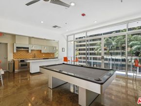 645 W 9th Street 617, Los Angeles CA 90015