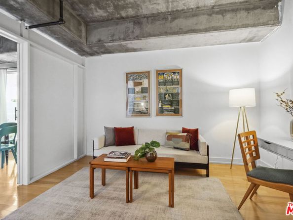 645 W 9th Street 617, Los Angeles CA 90015