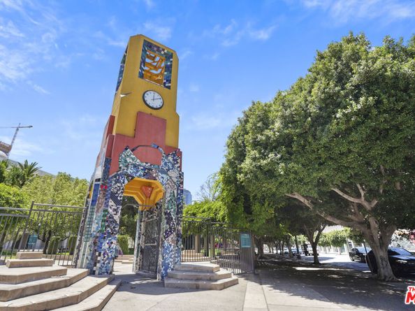 645 W 9th Street 617, Los Angeles CA 90015
