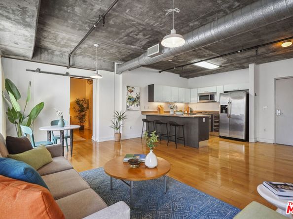 645 W 9th Street 617, Los Angeles CA 90015