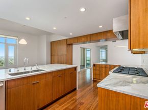 1 W Century Drive 24A, Los Angeles CA 90067