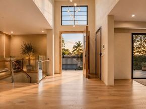 8721 W Sunset Plaza Terrace, West Hollywood CA 90069