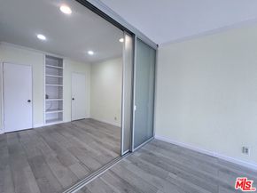 11645 Montana Avenue 323, Los Angeles CA 90049