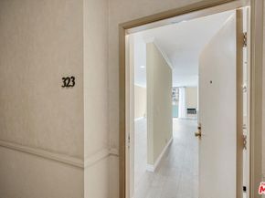 11645 Montana Avenue 323, Los Angeles CA 90049