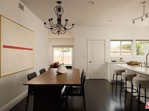 2955 Kelton Avenue, Los Angeles CA 90064