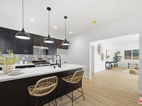 1189 1/2 Crenshaw Boulevard, Los Angeles CA 90019