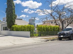5628 Cleon Avenue, North Hollywood CA 91601