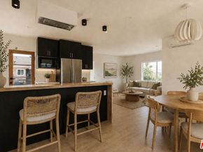 4015 Grand View Boulevard, Culver City CA 90066