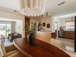 5910 S Kings Road, Los Angeles CA 90056