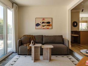 5910 S Kings Road, Los Angeles CA 90056