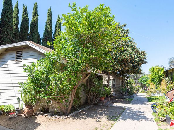 1305 Laveta Terrace, Los Angeles CA 90026