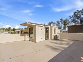 2111 N Cahuenga Boulevard 11, Los Angeles CA 90068