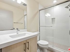 2111 N Cahuenga Boulevard 11, Los Angeles CA 90068