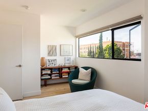 1/2 S Wilton Place, Los Angeles CA 90005