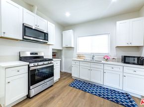 1820 W 22nd Street, Los Angeles CA 90018