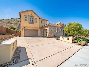 541 Ledge, San Marcos CA 92078