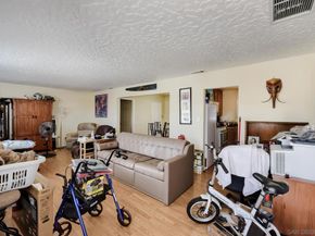 4070 Fox Ave, Clairemont Mesa CA 92117