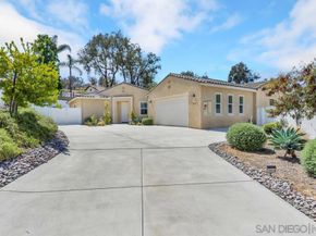 1949 Estancia Pl, Escondido CA 92029