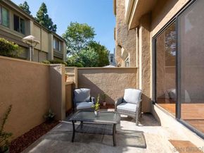 3286 Caminito Eastbluff 114, La Jolla CA 92037