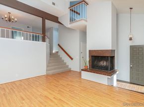 3286 Caminito Eastbluff 114, La Jolla CA 92037