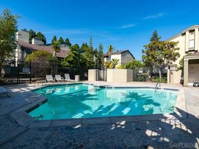 3286 Caminito Eastbluff 114, La Jolla CA 92037