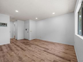 11175 Kelowna Rd Unit 3, San Diego CA 92126