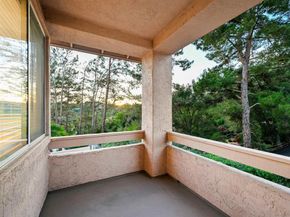 516 Camino Bailen, Escondido CA 92029