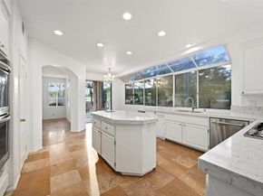 516 Camino Bailen, Escondido CA 92029