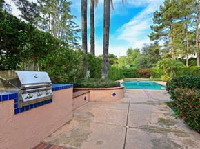 516 Camino Bailen, Escondido CA 92029