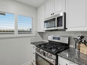 11038 Larkridge St, Santee CA 92071