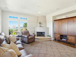 7970 Entrada De Luz E, San Diego CA 92127