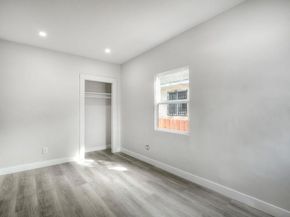 2548 Island Ave, San Diego CA 92102