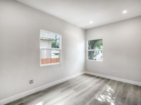 2548 Island Ave, San Diego CA 92102