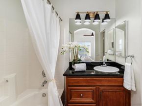 3710 Mykonos Ln 172, San Diego CA 92130