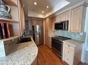 2410 Albatross St 9, San Diego CA 92101