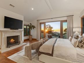 8080 La Jolla Scenic Dr N, La Jolla CA 92037